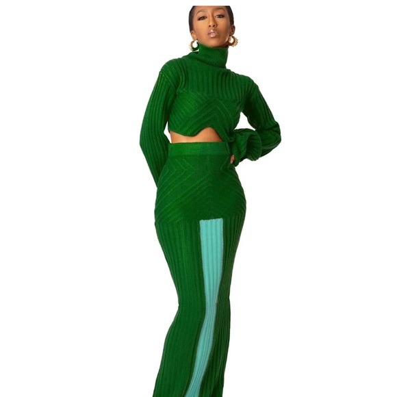 Sia set by Hanifa - Picture 4 of 5